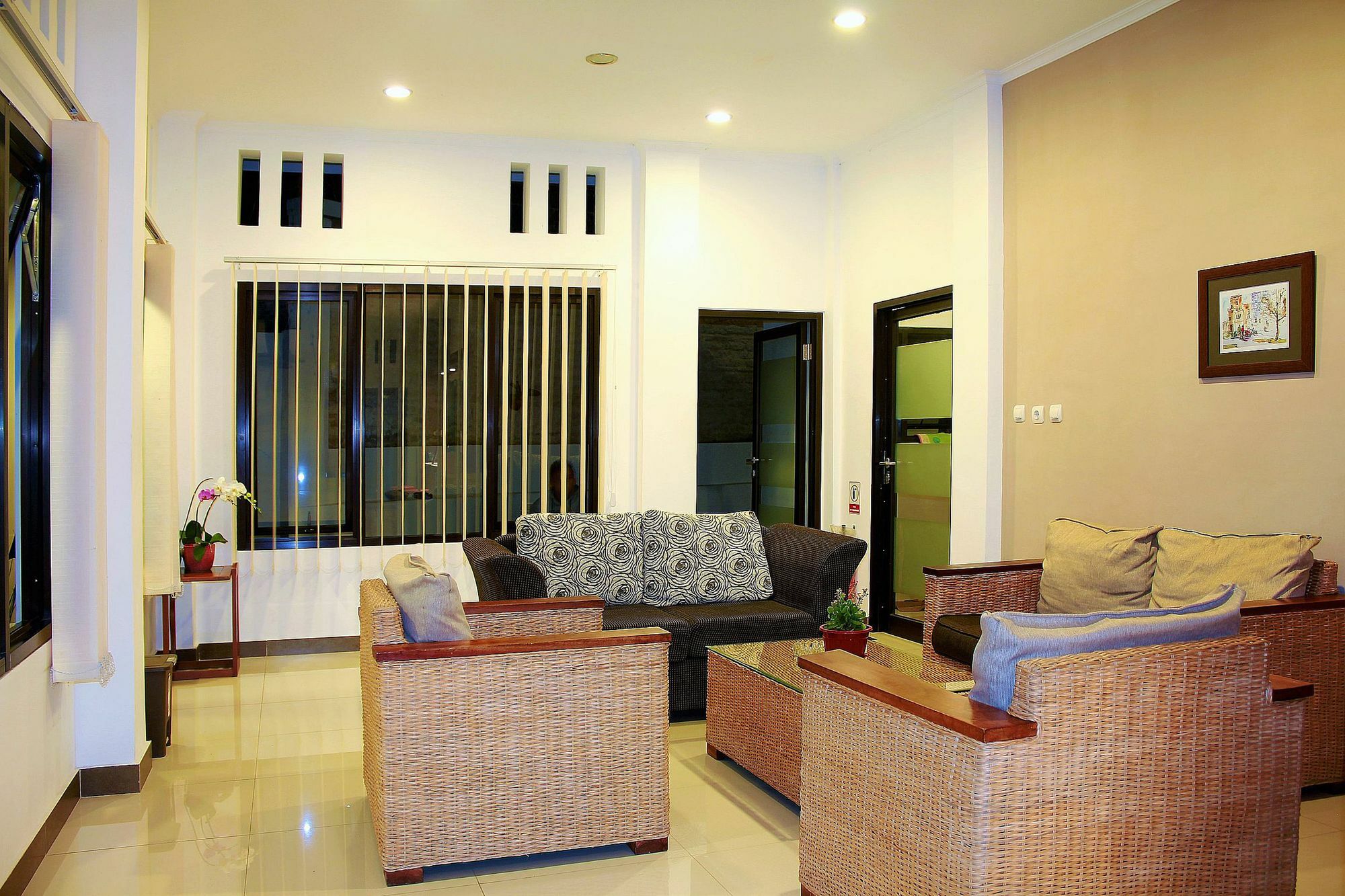 Zen Rooms Dumeling Богор Екстер'єр фото